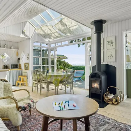 Snari - 10m From The Sea By Interhome Svendborg